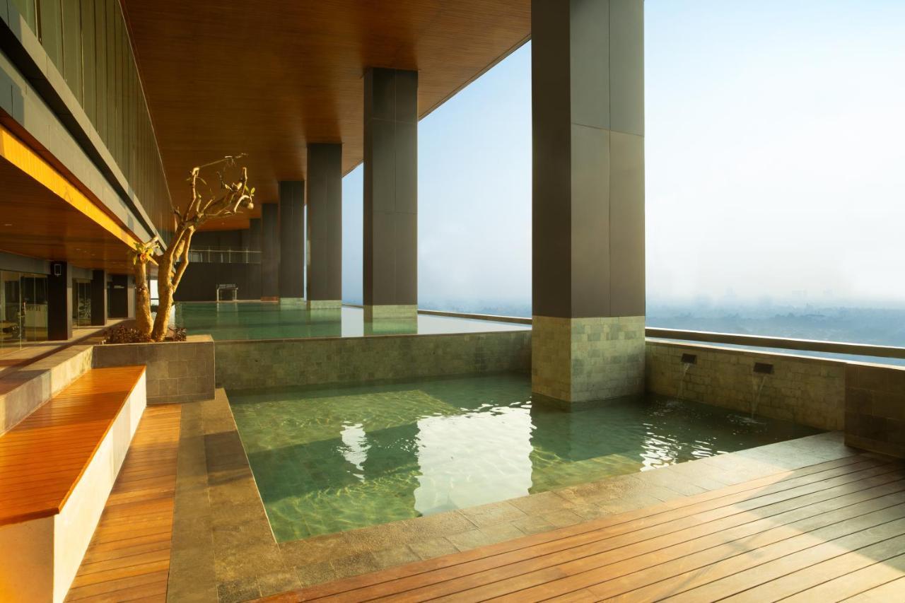 Trembesi Hotel سيربونغ المظهر الخارجي الصورة