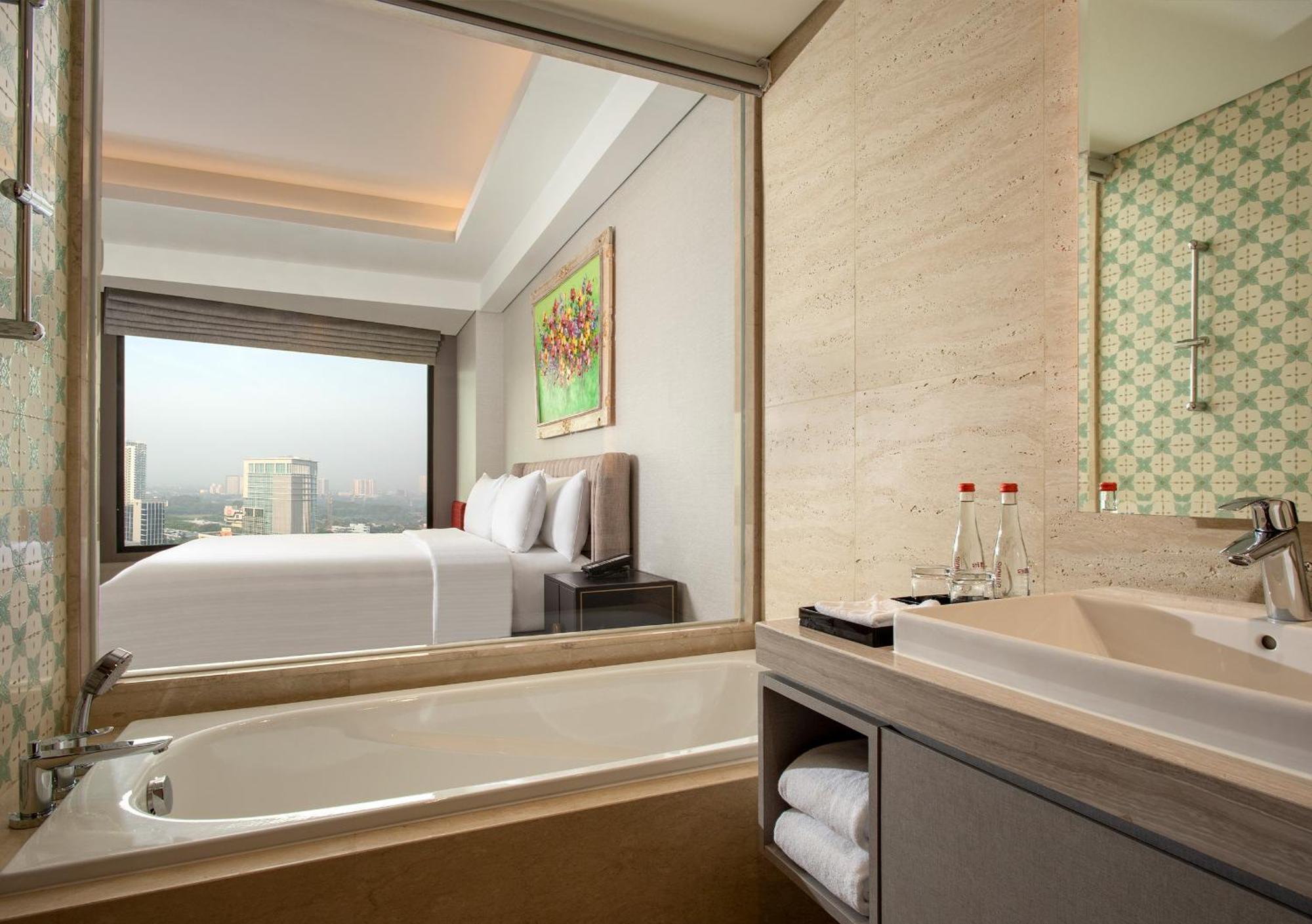 Trembesi Hotel سيربونغ المظهر الخارجي الصورة