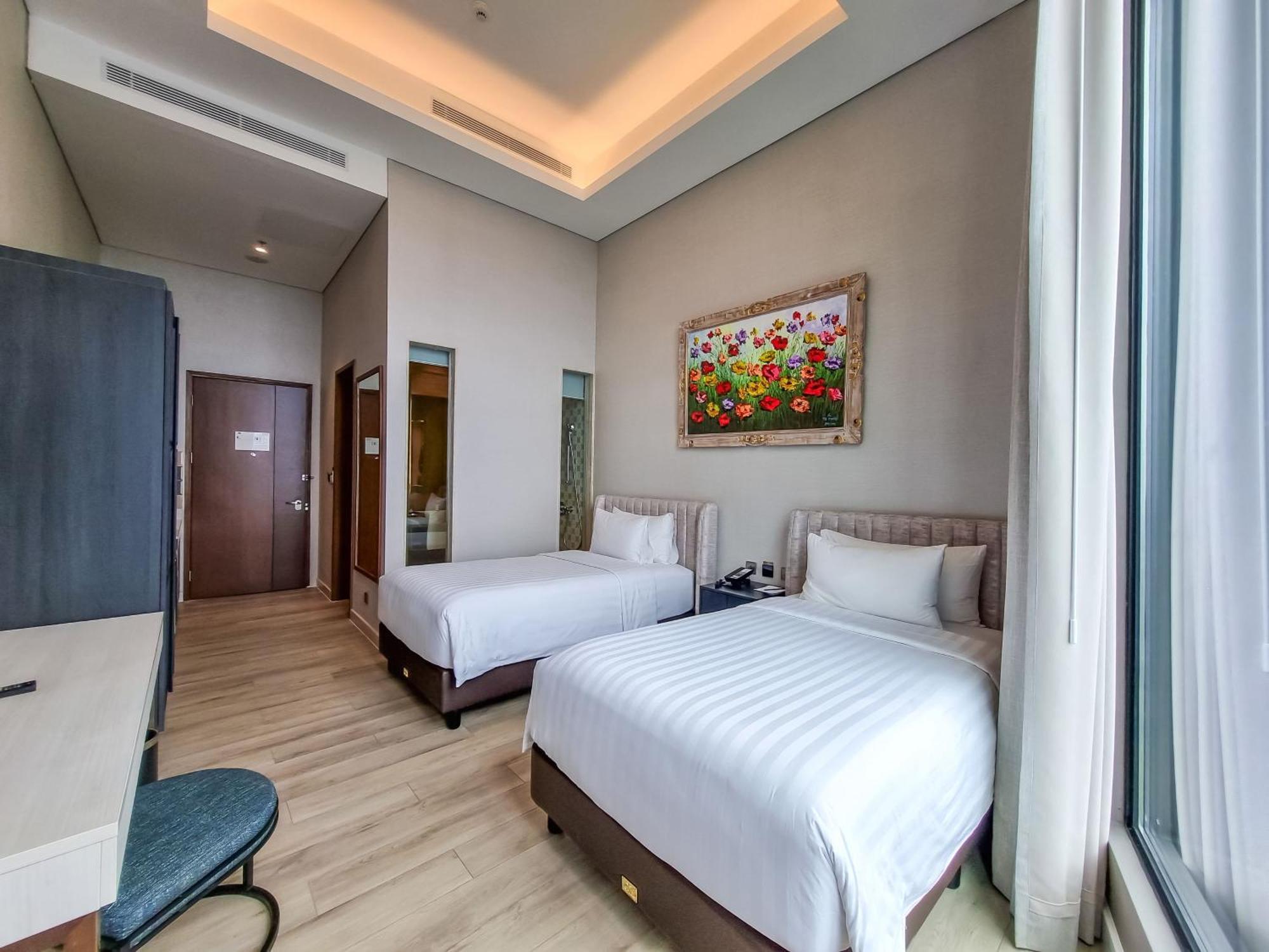 Trembesi Hotel سيربونغ المظهر الخارجي الصورة