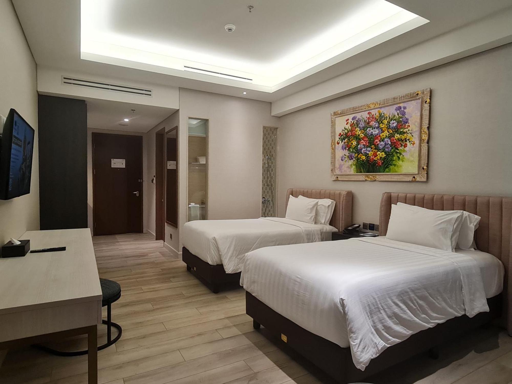Trembesi Hotel سيربونغ المظهر الخارجي الصورة
