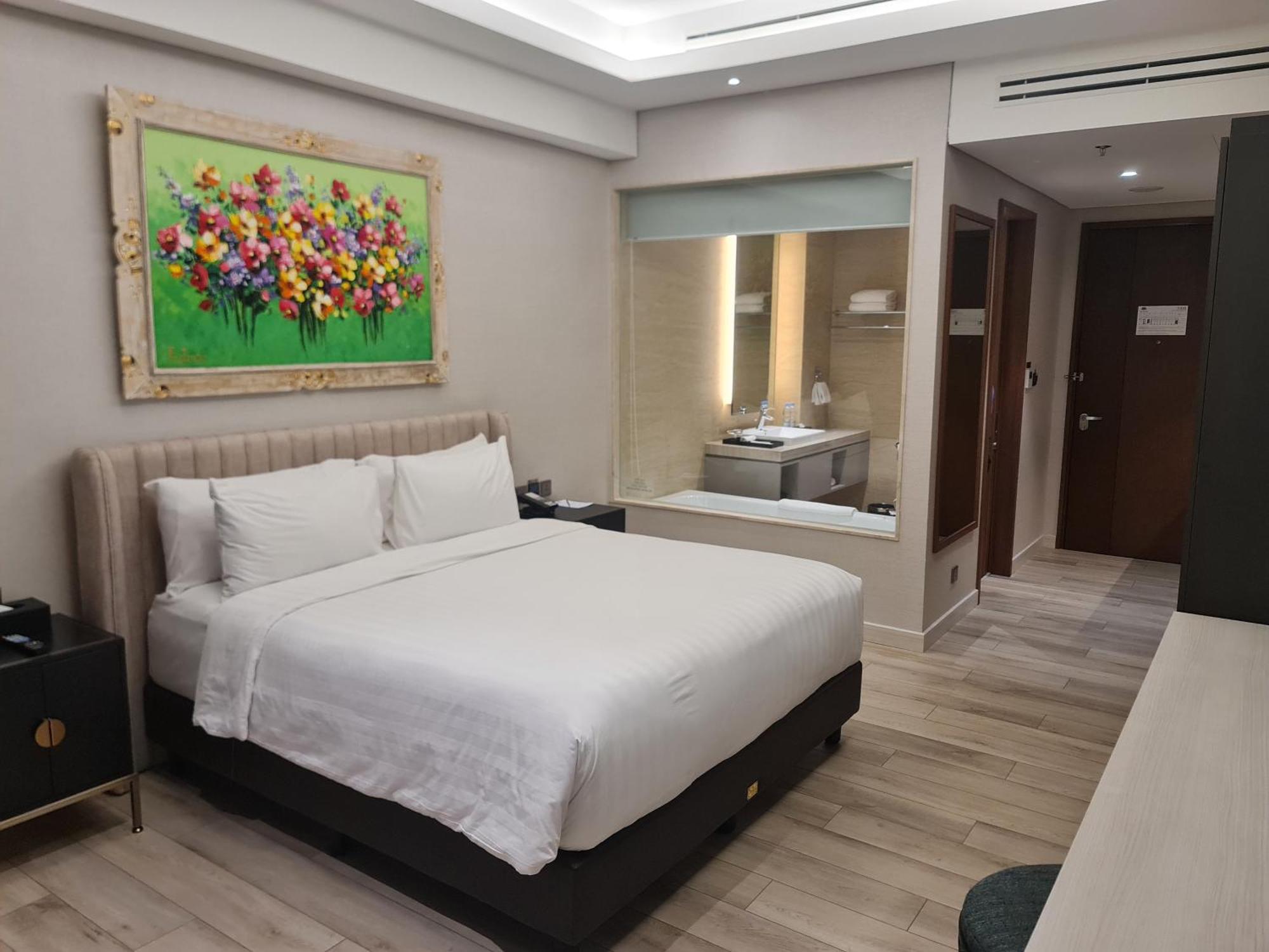 Trembesi Hotel سيربونغ المظهر الخارجي الصورة